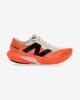 Scarpe New Balance FuelCell Rebel v4 arancione brillante nero
