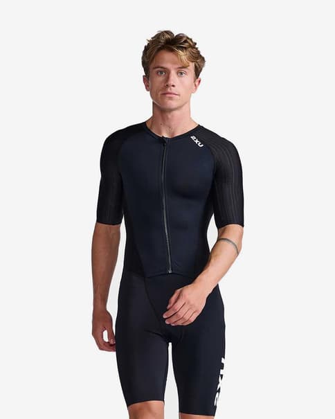Tritraje 2XU Aero manga corta negro blanco