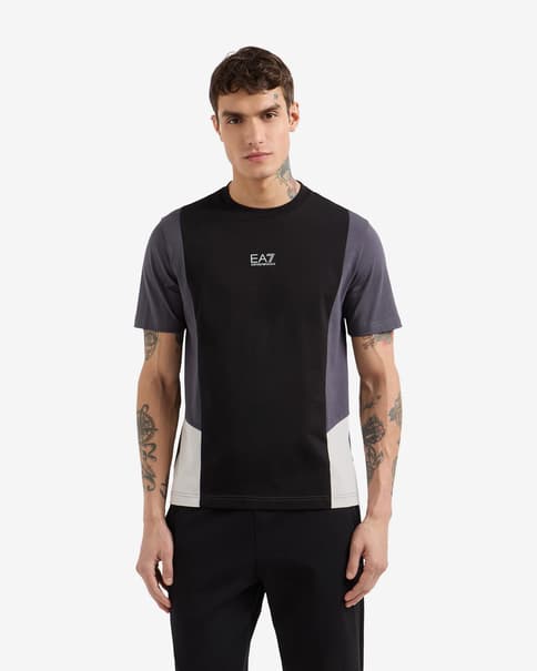 【エンポリオ アルマーニ EA7】Athletic Colour Block Emporio Armani EA7 ATHLETIC COLORBLOCK TSHIRT White / Black