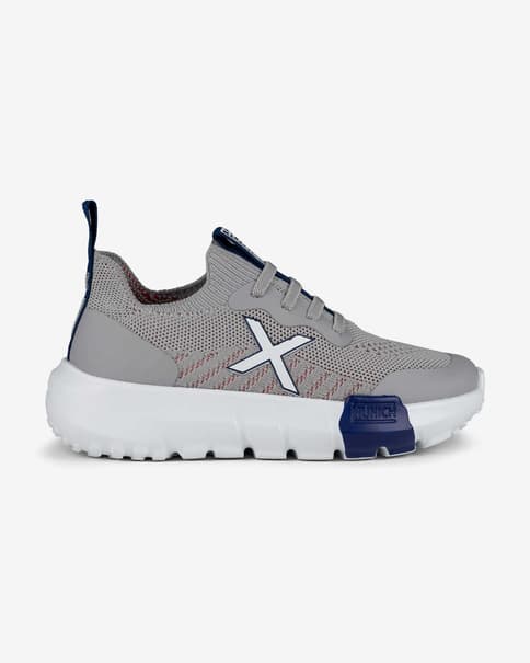 Zapatillas Munich Jony gris rojo azul marino infantil