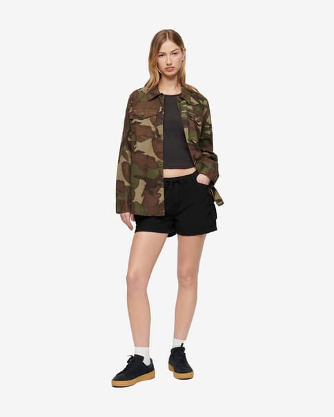 Pantalón corto Superdry Cargo negro puro mujer