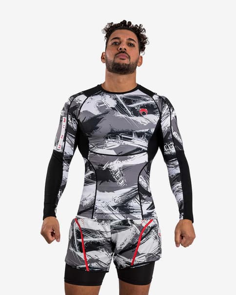 Camiseta Venum Electron 3.0 Rashguards manga larga gris blanco rojo