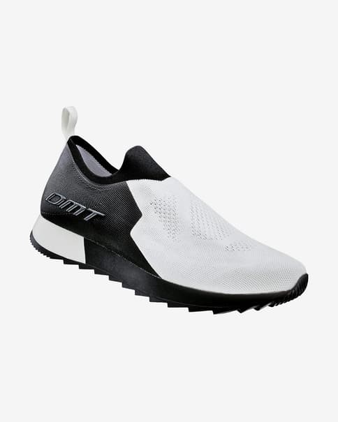 Zapatilla DMT Podio negro blanco