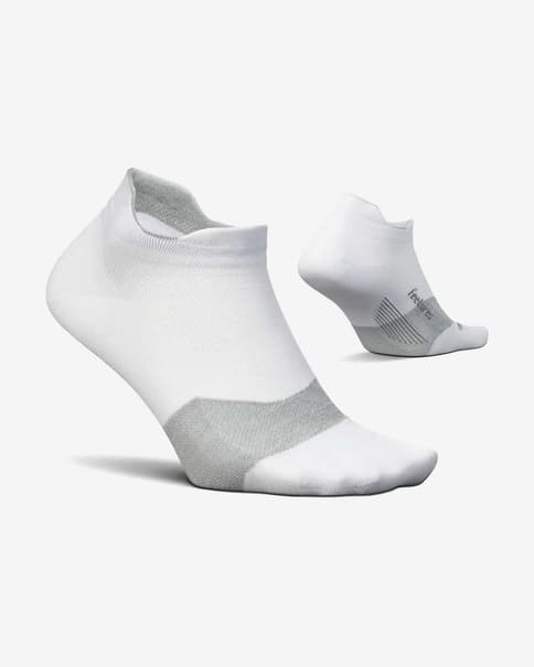 Calcetines Feetures Elite Ultra Light No Show Tab blanco