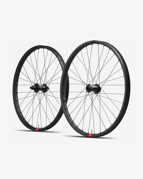 Par de ruedas Reserve 29" 31|DH negro