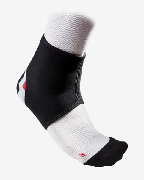Soporte McDavid para tobillo negro