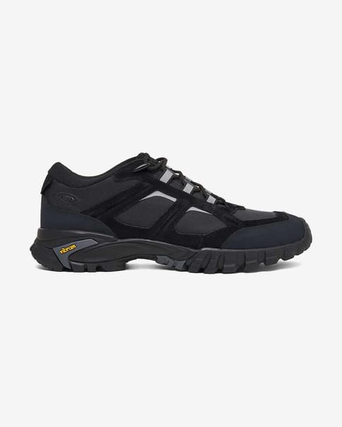 Zapatillas Oakley Sierra Terrain negro gris oscuro