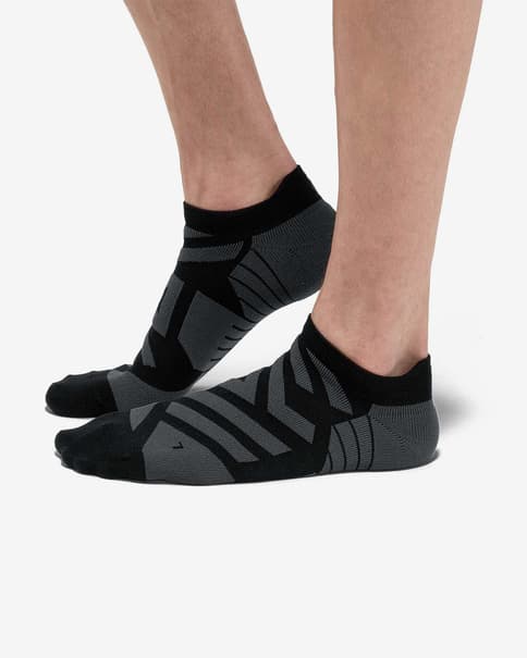 Calcetines On Performance Low negro gris oscuro