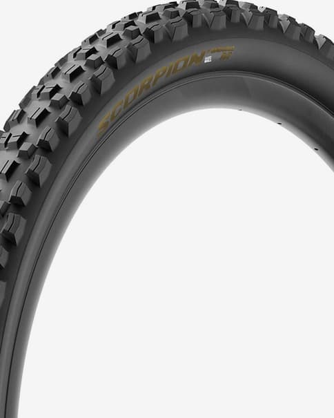 Cubierta Pirelli Scorpion Enduro M Colour Edition negro oro
