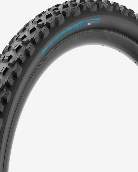 Cubierta Pirelli Scorpion Enduro M Colour Edition negro azul