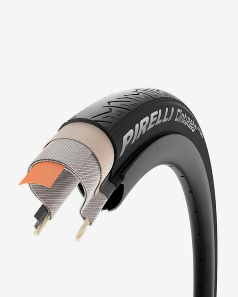 Cubierta Pirelli Cinturato Sport 700x26 negro