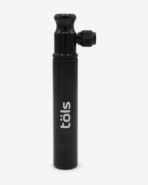 Bomba de mão Töls Aina + cartucho CO2 preto