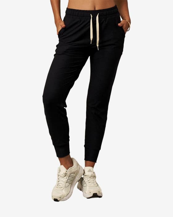 Pantalón largo Believe Athletics Lounge Jogger negro intenso mujer