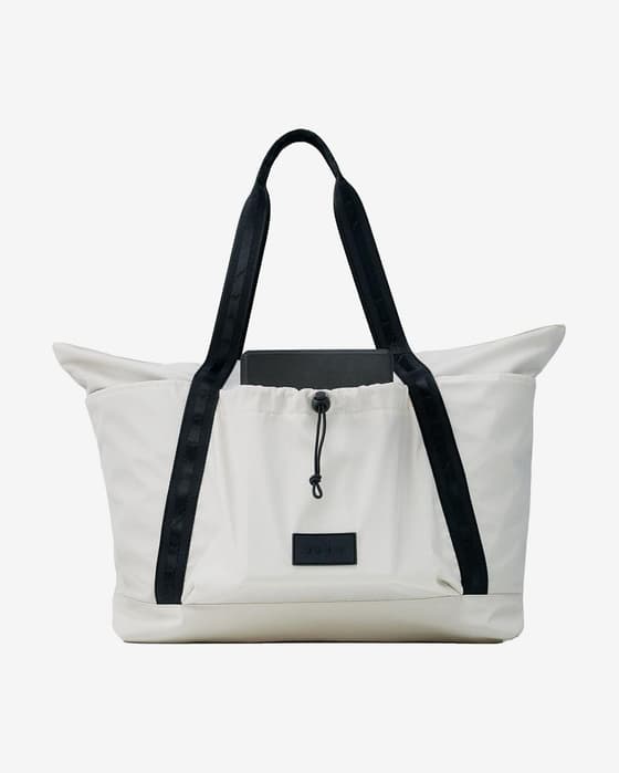 Bolsa Born Living Yoga Away blanco negro