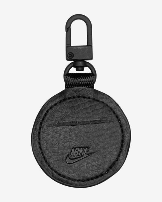 Llavero Nike Premium Tag gris