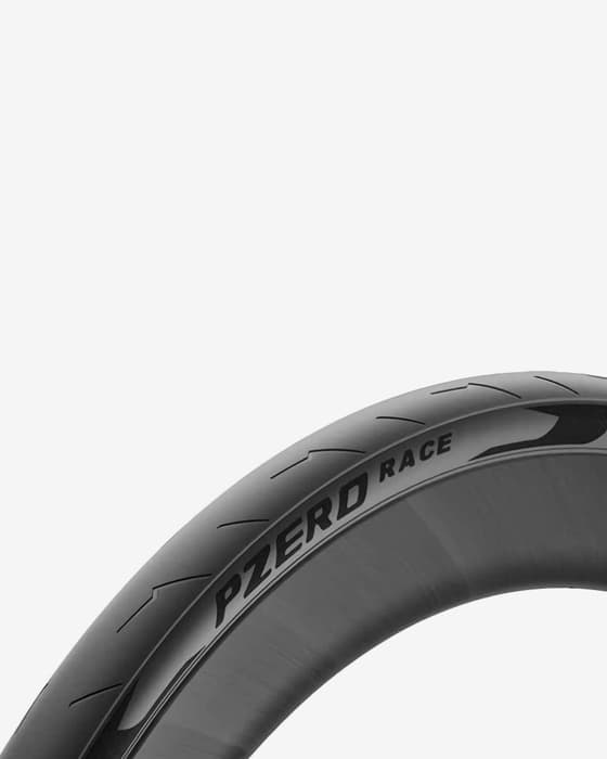 Cubierta Pirelli P Zero Race Tubeless Ready 127 TPI SmartEVO negro