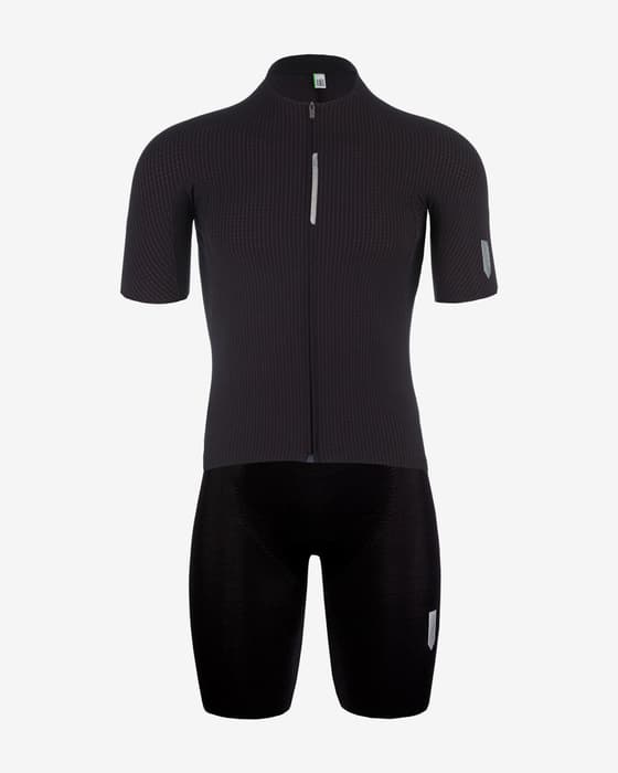 Equipación Q36.5 Unique Pro negro