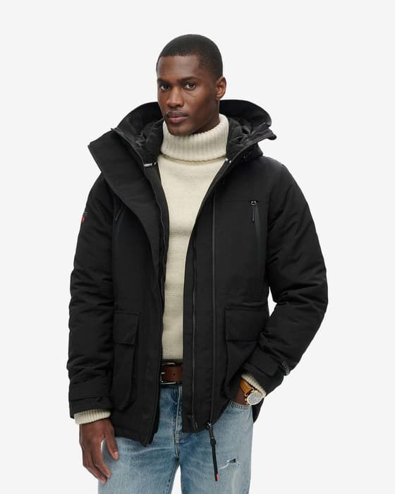 Chaqueta con capucha Superdry Ultimate EMB Windbreaker negro puro
