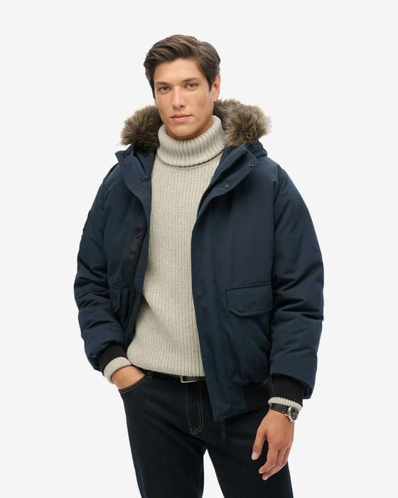 Chaqueta con capucha Superdry Everest Faux Bomber azul marino