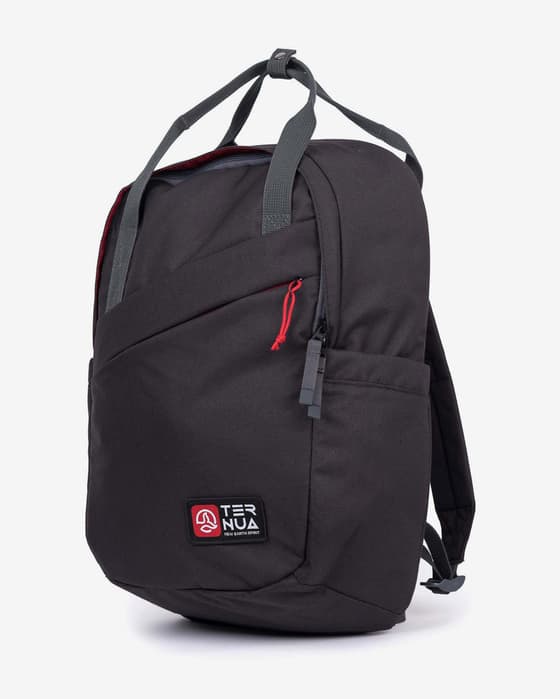 Mochila Ternua Red Bay 18L negro rojo