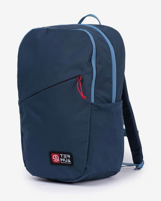 Mochila Ternua Red Bay 25L azul marino rojo