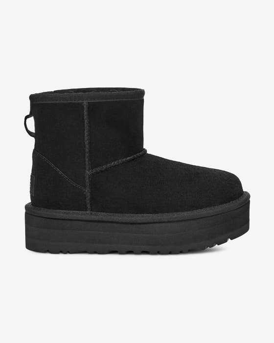 UGG Classic Platform Stiefel schwarz Junior