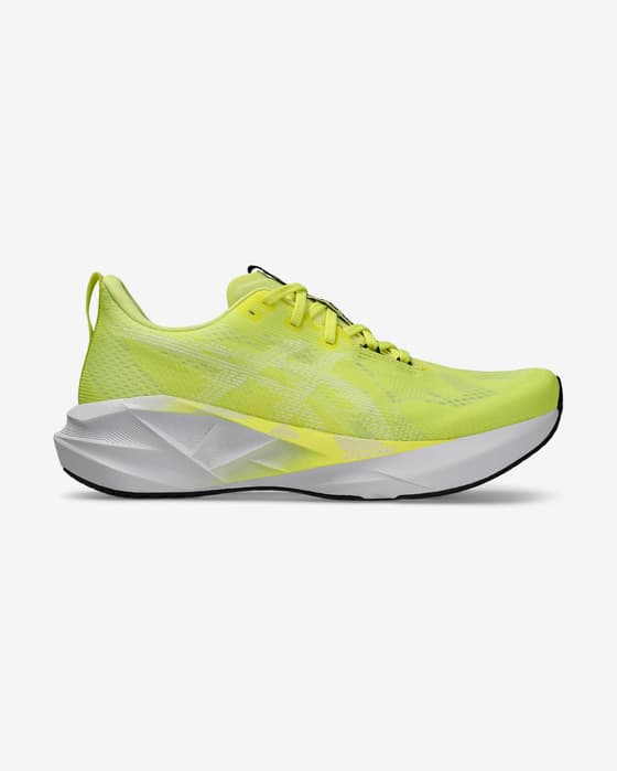 ASICS Novablast 5 Shoes Yellow
