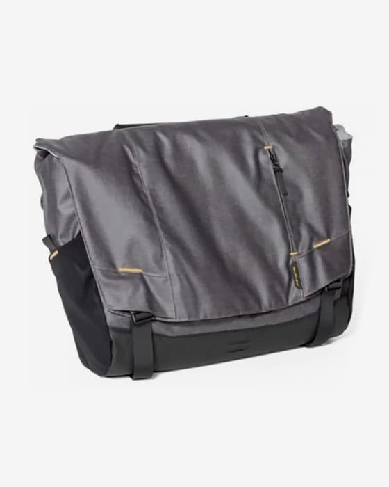 Bolsa Burley para remolque Travoy 12L negro gris