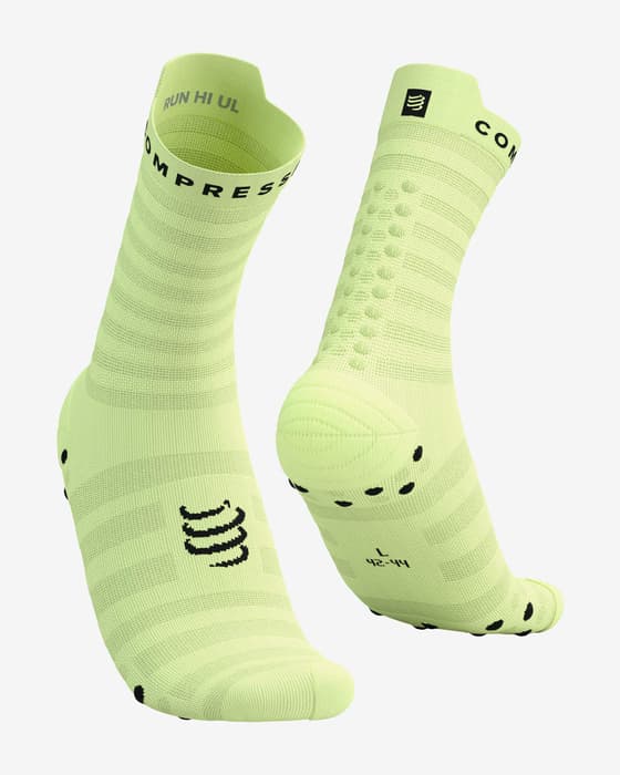 Calcetines Compressport Pro Racing v4.0 Ultralight Run High verde lima negro