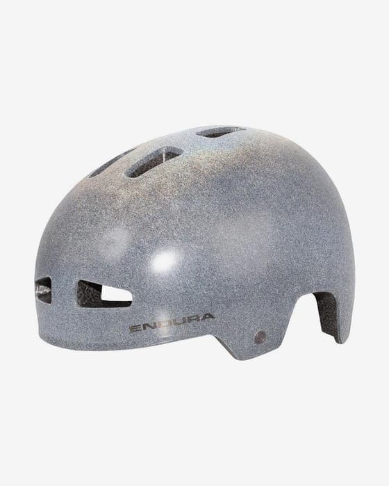 Casco Endura PissPot gris brillante