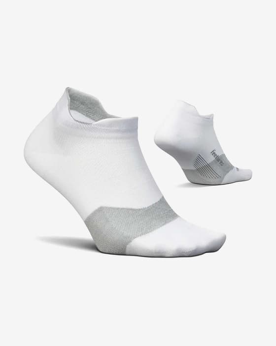 Calcetines Feetures Elite Ultra Light No Show Tab blanco