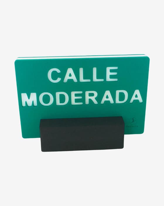 Señalizador de Calle Moderada Leisis