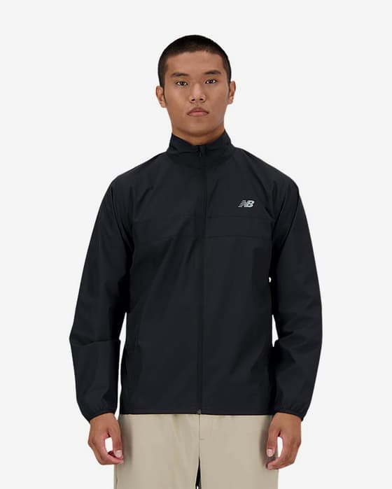 Chaqueta New Balance Run negro intenso