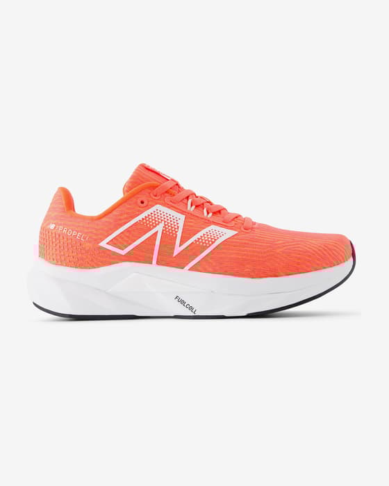 Scarpe New Balance FuelCell Propel v5 arancione bianco donna