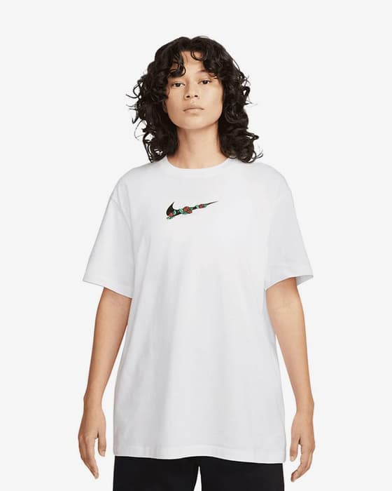 Camiseta Nike Sportswear manga corta blanco mujer
