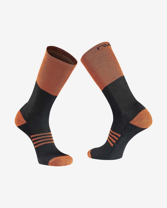 Calcetines Northwave Extreme Pro High PrimaLoft negro rojo canela
