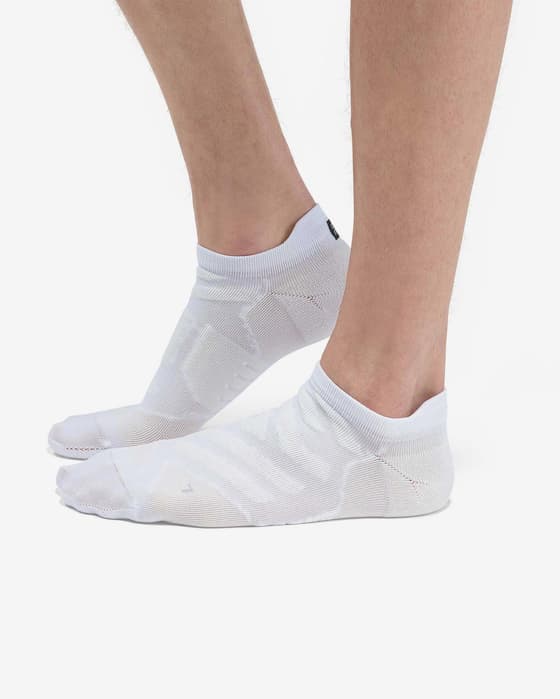 Calcetines On Performance Low blanco ivory