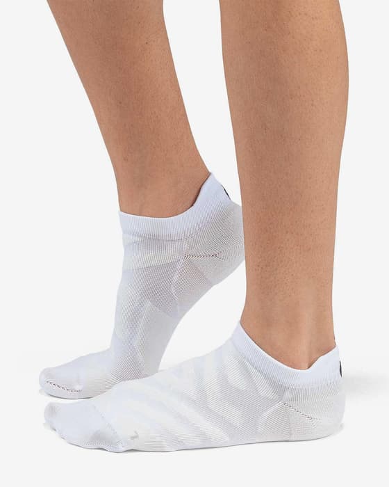 Calcetines On Performance Low blanco ivory mujer