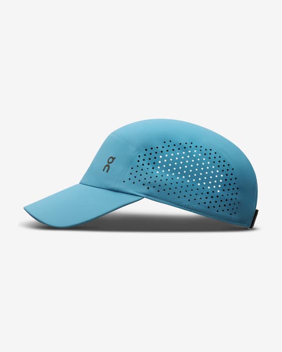 Gorra On Lightweight azul claro