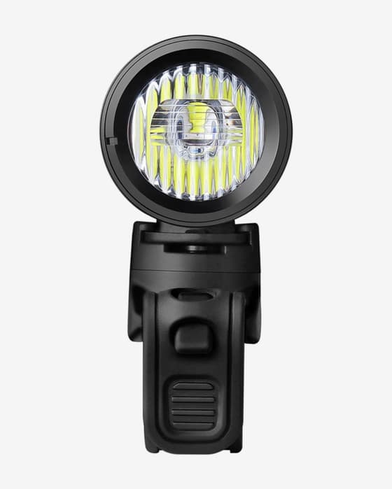 Lumière avant RAVEMEN CR 800.