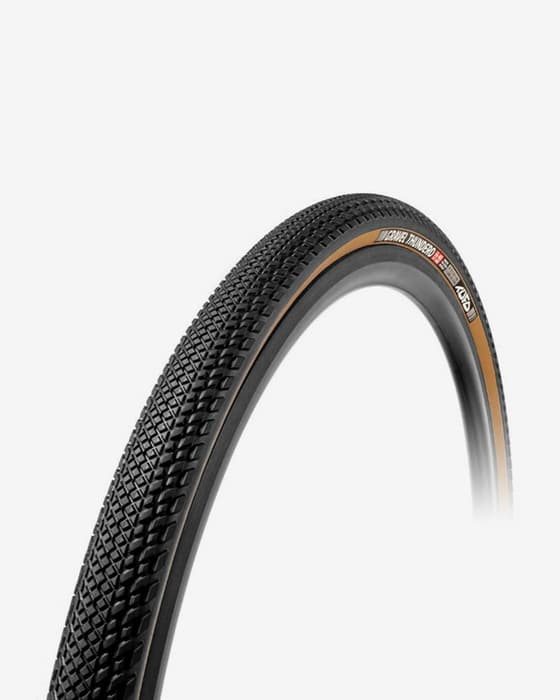 Cubierta Tufo Gravel Thundero negro marrón