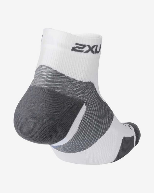 Calcetines 2XU Vectr Light Cush 1/4 Crew gris blanco - #2