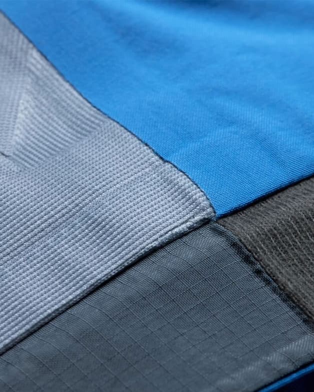 Chaqueta con capucha Fjällräven Keb GORE-TEX azul luminoso - #17