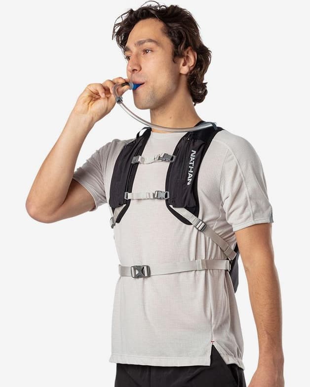 Mochila Nathan Crossover Pack 15L negro blanco - #5