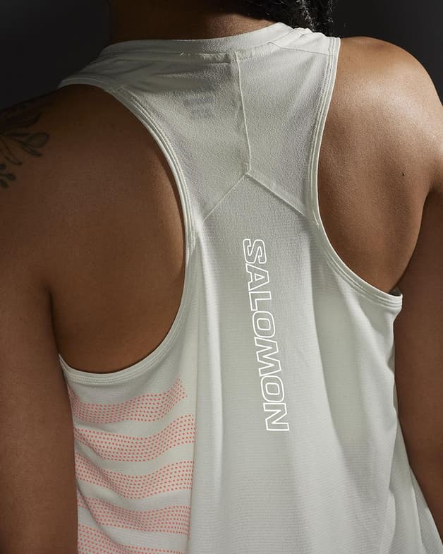 Camiseta Salomon Sense Aero Singlet GFX sin mangas blanco rosa mujer - #4