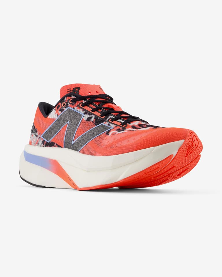 見逃し厳禁！おトクな New Balance v4 Elite SuperComp FuelCell Marathon London TCS スパイク・シューズ