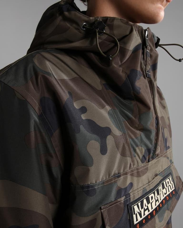 NAPAPIJRI ナパピリ　RAINFOREST ジャケット　カモフラ NAPAPIJRI NAPAPIJRI ナパピリ RAINFOREST ジャケット カモフラ