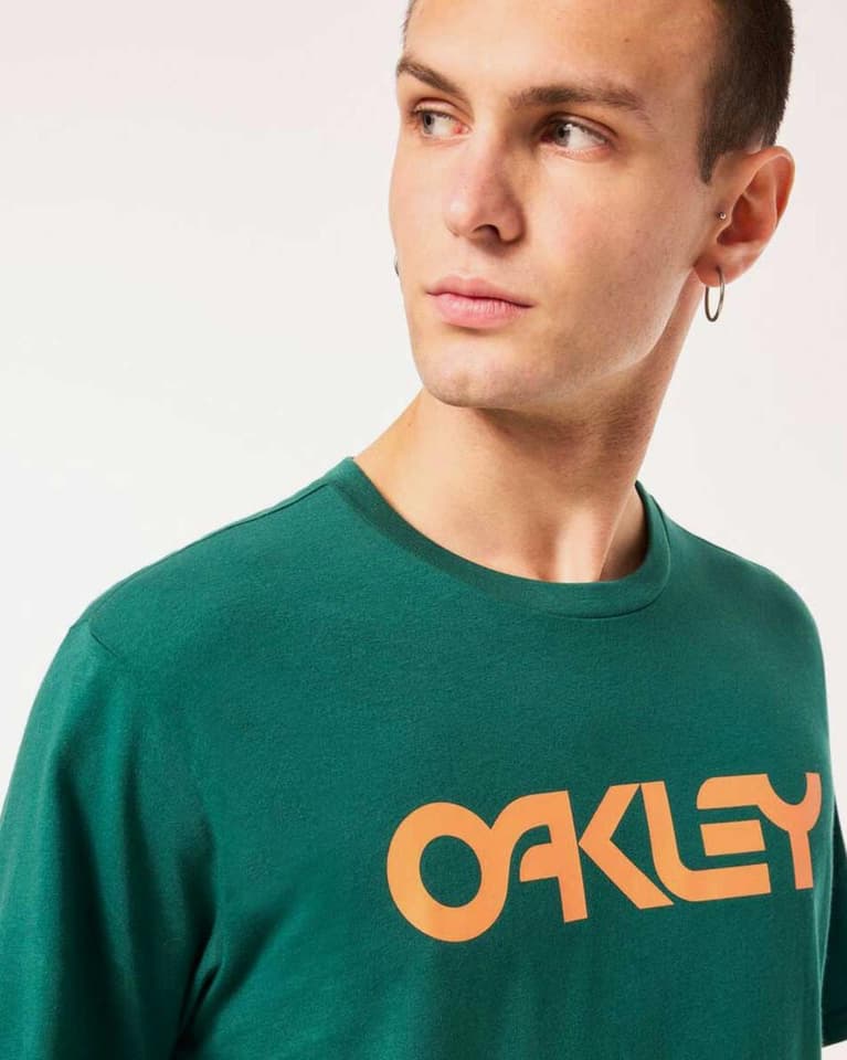 Oakley Mark II Short Sleeve T-Shirt | Deporvillage Oakley Mark II Short Sleeve T-Shirt | Deporvillage