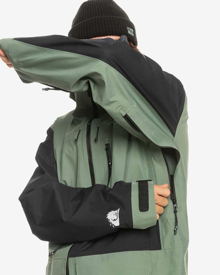 Quiksilver Highline Pro Sammy Carlson Gore-Tex Jacket | Deporvillage