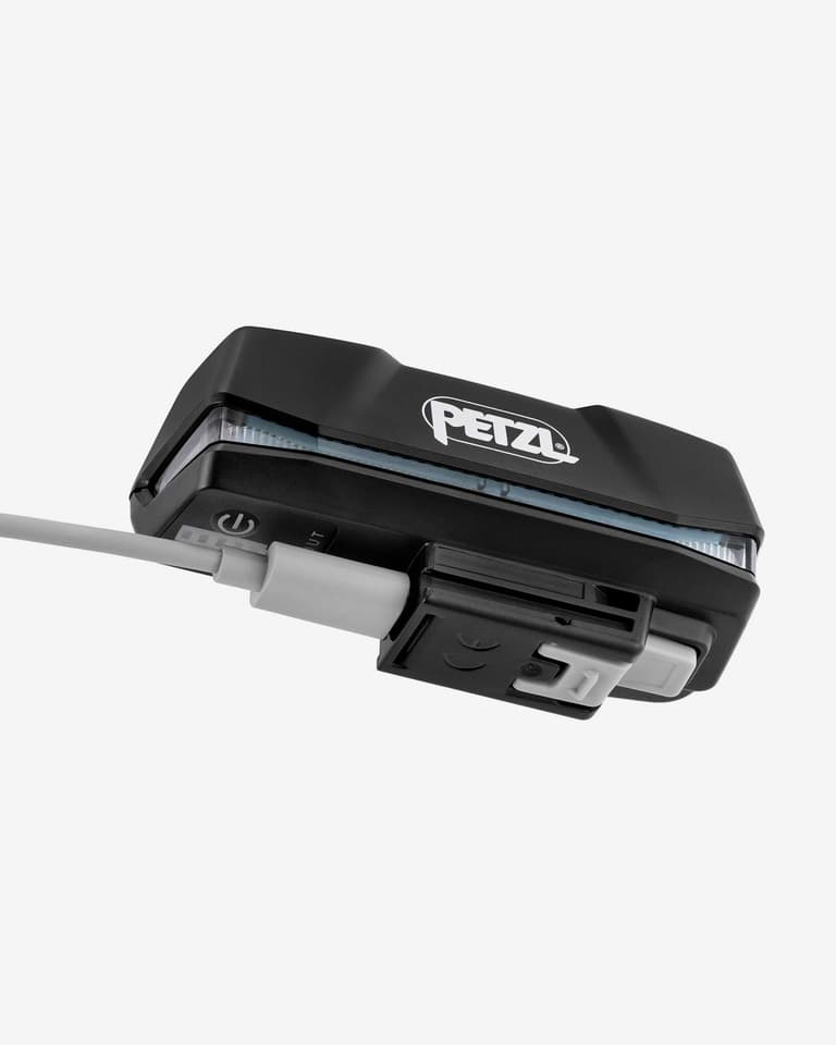 Petzl Nao RL 1500 lm Headlamp + Petzl R1 Rechargeable Battery